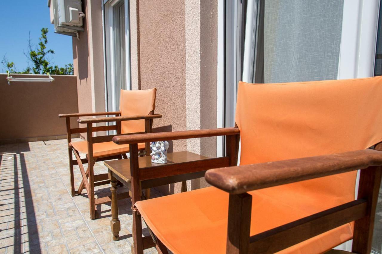 Fort City Apartments Тиват Екстериор снимка