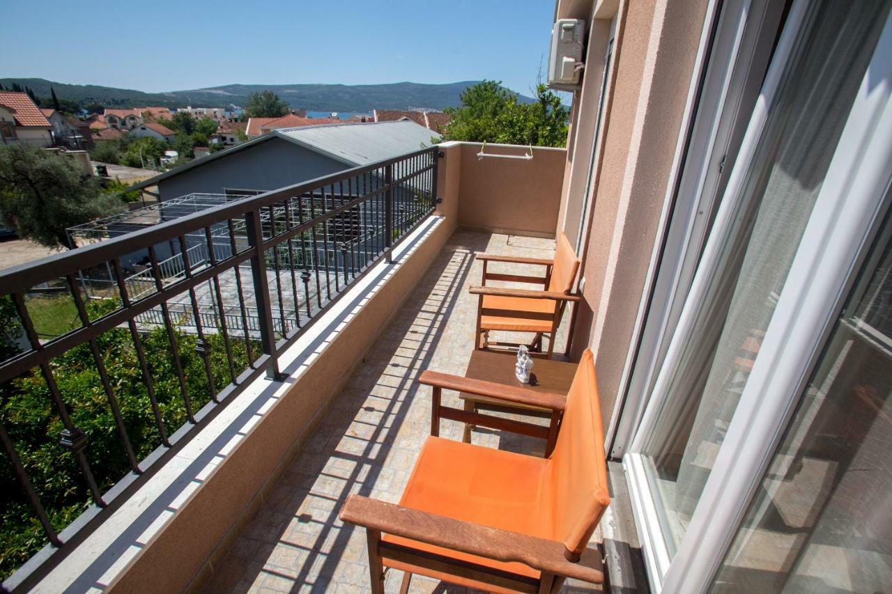 Fort City Apartments Тиват Екстериор снимка
